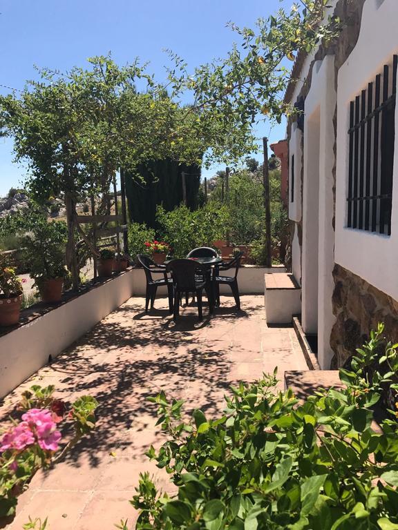 Cortijo Nuevo Alojamiento Rural Cuevas del Becerro Esterno foto