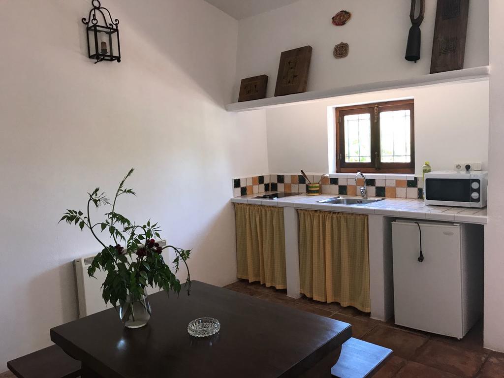 Cortijo Nuevo Alojamiento Rural Cuevas del Becerro Esterno foto
